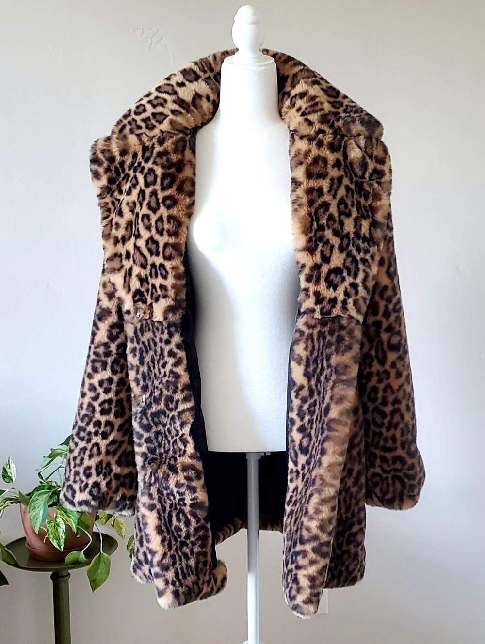 Donna Salyers Fabulous Furs, Leopard Faux Fur Le Mink Jacket Coat Large LIKE NEW - Picture 3 of 14